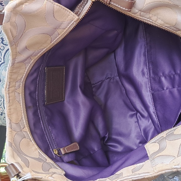 COACH CARRIAGE COLLECTION Cream Satin SIGNATURE SHOULDER EC - Picture 14 of 14